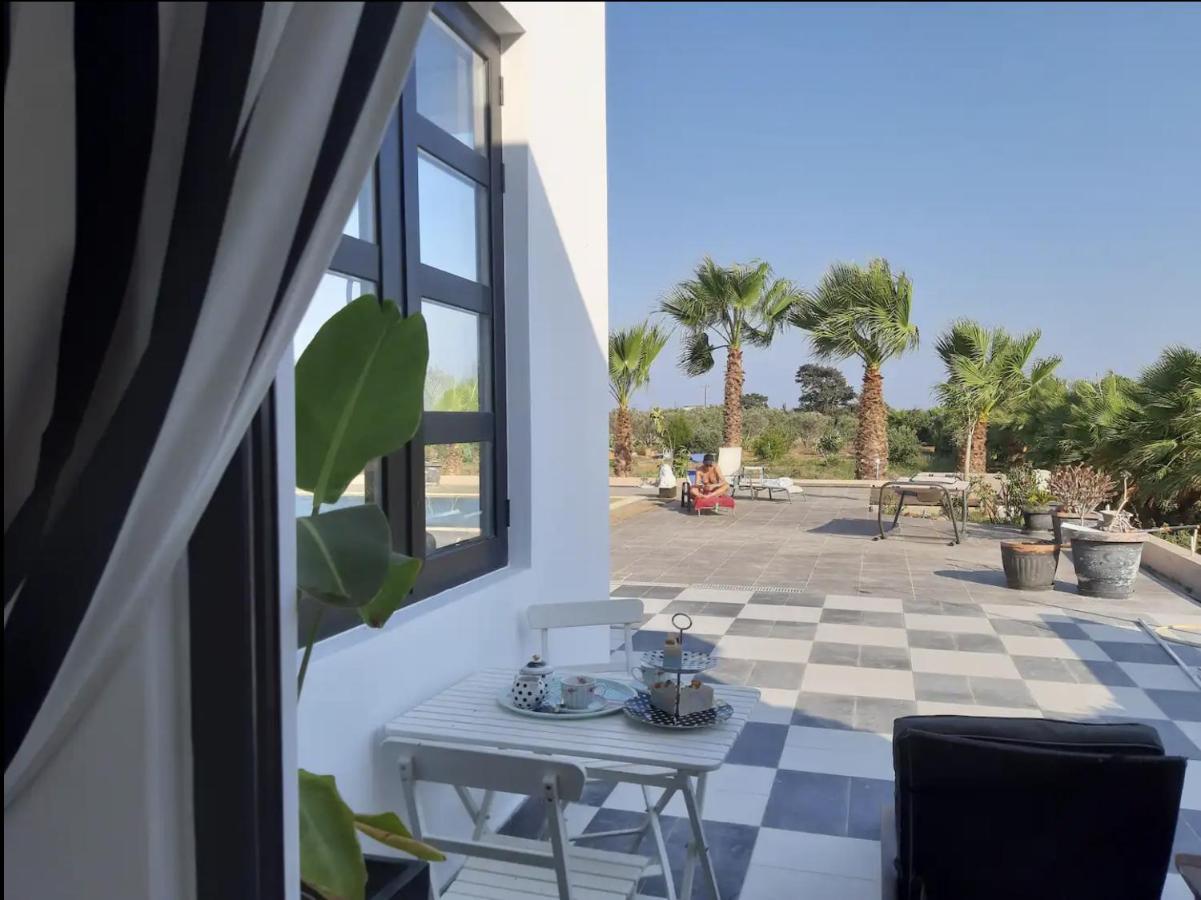 The Pervoli Studio - Pool - Close To Beach Ларнака Екстериор снимка