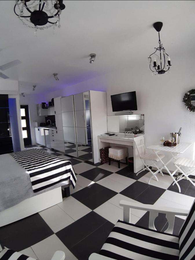 The Pervoli Studio - Pool - Close To Beach Ларнака Екстериор снимка