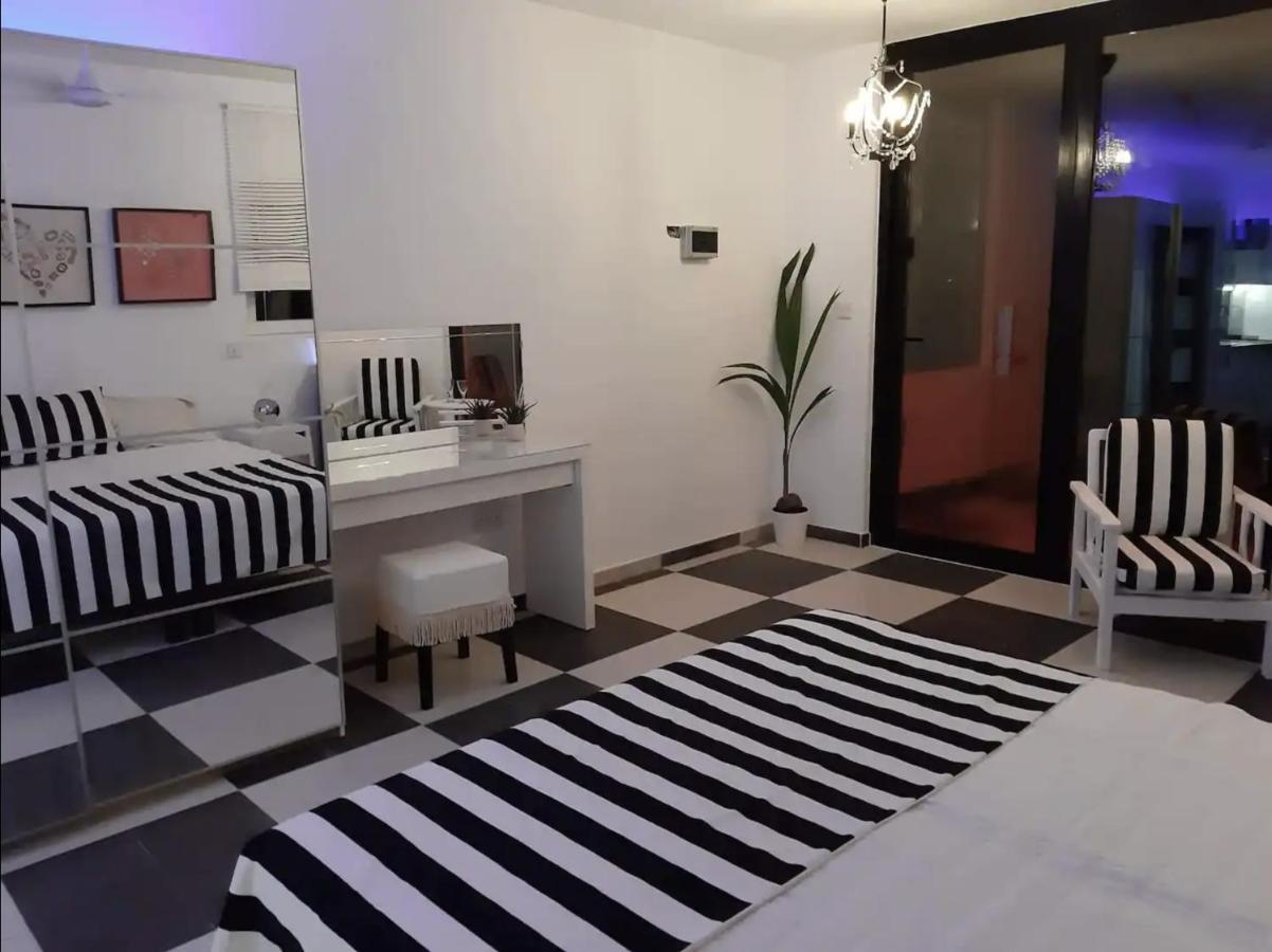 The Pervoli Studio - Pool - Close To Beach Ларнака Екстериор снимка