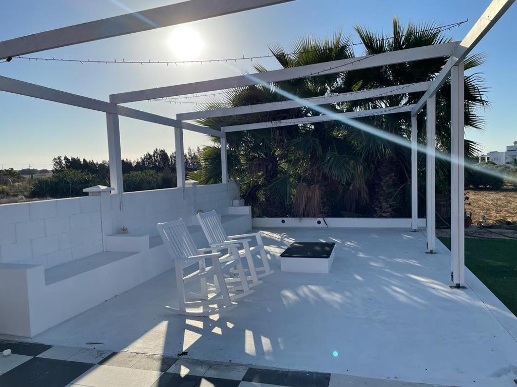 The Pervoli Studio - Pool - Close To Beach Ларнака Екстериор снимка
